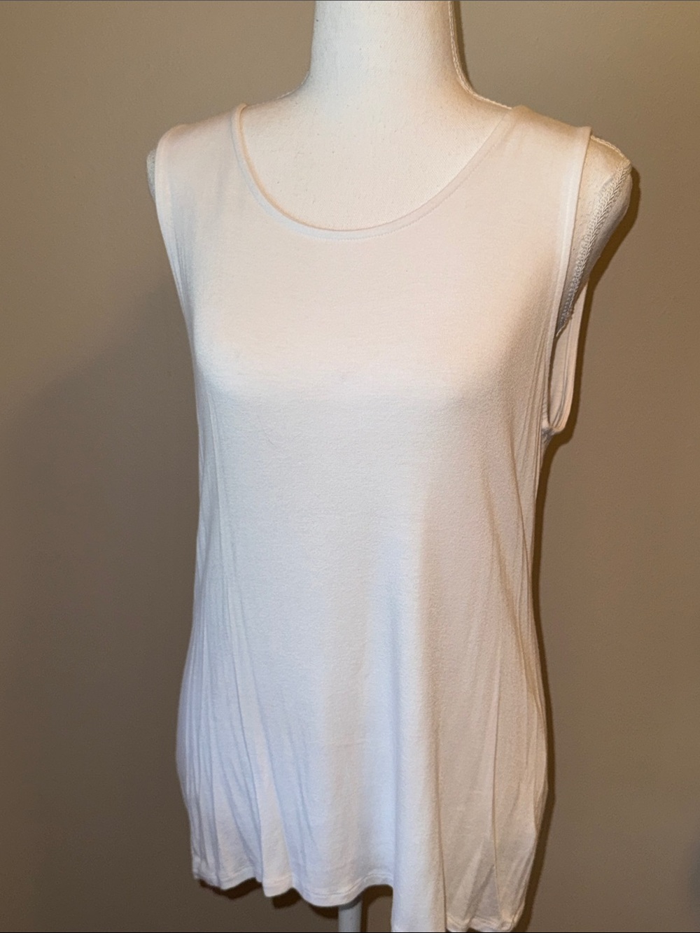 Philosophy Women’s Pure White Scoop Neck Sleeveless Tank - Large